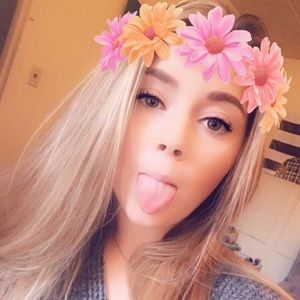 Meet your Posher, Kara